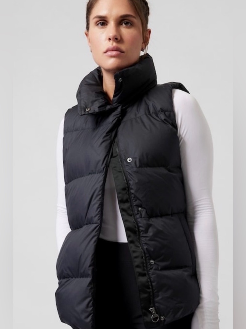 Athleta Downtown Puffer Vest Jacket S 599481 Size S